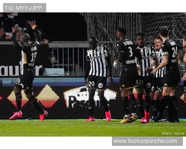 蒙彼利埃主场迎战昂热球队全力争胜的精彩对决分析与预测 蒙彼利埃主场迎战昂热球队全力争胜的精彩对决分析与预测