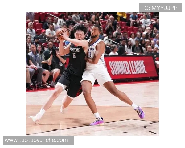 勇士与开拓者对决分析胜负预测及比赛精彩瞬间回顾