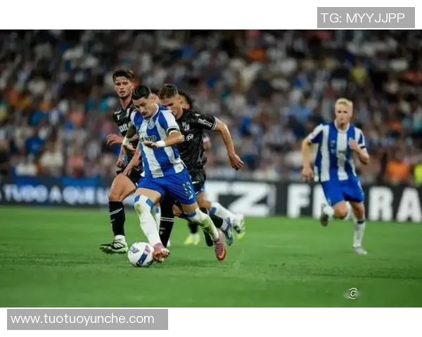 埃瓦尔主场迎战西班牙人争夺西甲宝贵积分的激烈对决 埃瓦尔主场迎战西班牙人争夺西甲宝贵积分的激烈对决